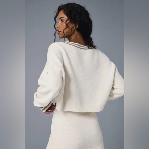 ALO YOGA tennis Club Sweater Knit V-Neck Pullover NWOT med preppy athletic - Picture 2 of 10